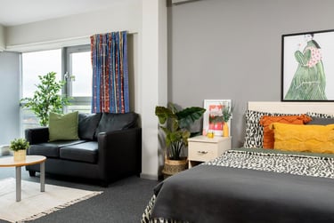 1 bed studio, Newarke Close, City Centre, Leicester, LE27GZ - Image 5